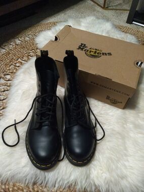 Dr. Martens 1460 Smooth Leather Lace-Up Boots - Black with Yellow Stitching New